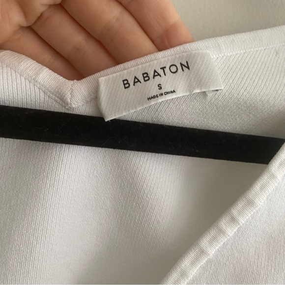 Aritzia White Wrap Crop Top - Picture 4 of 10